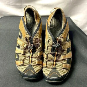 CROFT AND BARROW‎ WOMENS SIZE 10 MEASURES  11”   TAN AND BLACK HIKING SANDAL